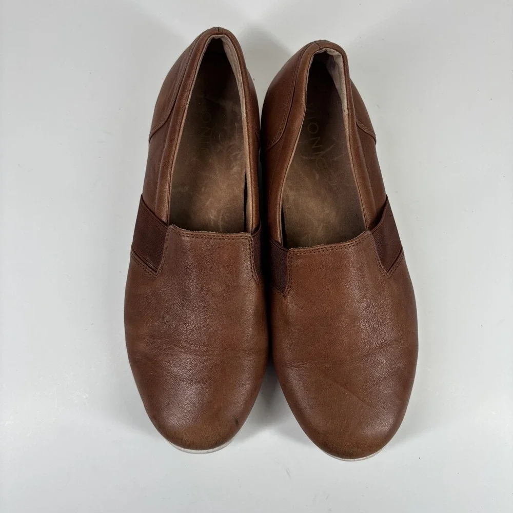 Vionic Magnolia Gianna Women's US 7.5 Tan Leather Comfort Slip-On Flat Loafers